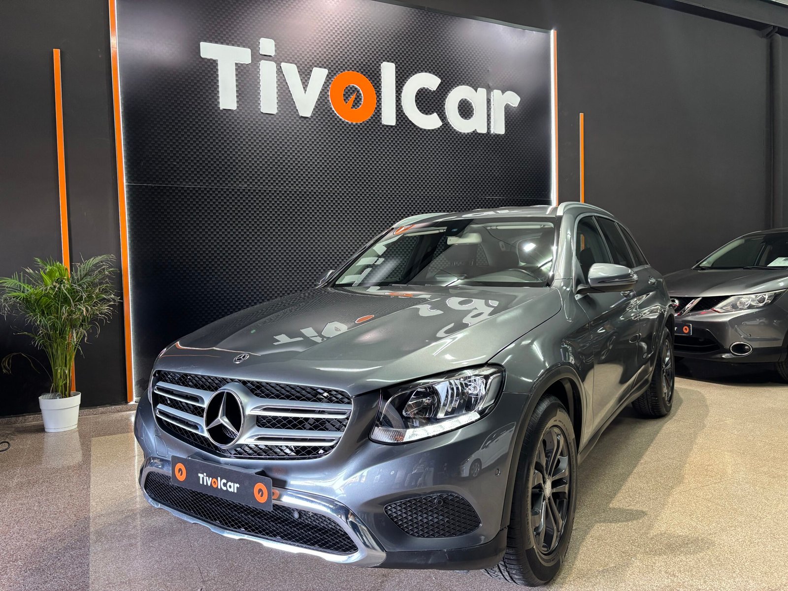 
								MERCEDES GLC 220d 4MATIC 2017 full									
