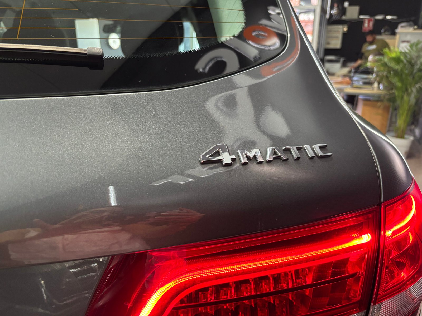 
								MERCEDES GLC 220d 4MATIC 2017 full									