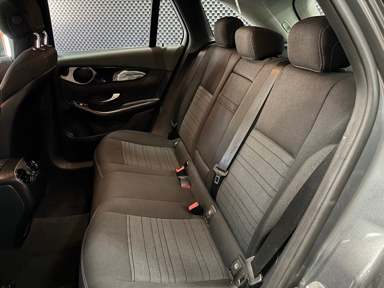 
								MERCEDES GLC 220d 4MATIC 2017 full									